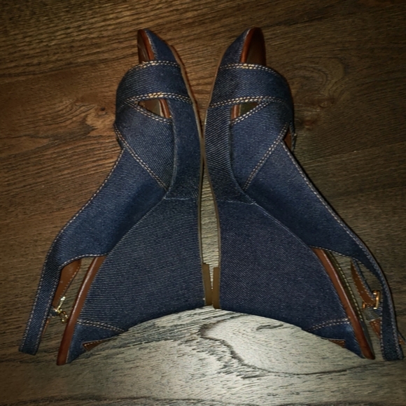 New Guess Tilden Denim Wedge Sandal Size 7.5 - Picture 6 of 14